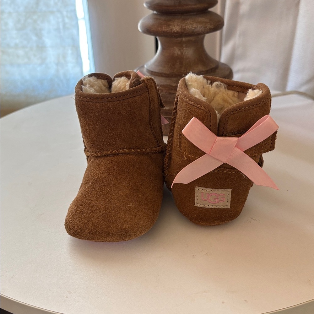 UGG Tan Baby Booties with Pink Bows 2/3